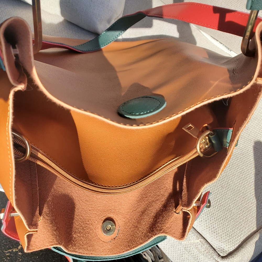 Purse - Picture 3 of 8